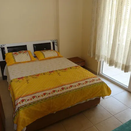 2+1 Merkeze Yakin Havuzlu Daire Apartamento