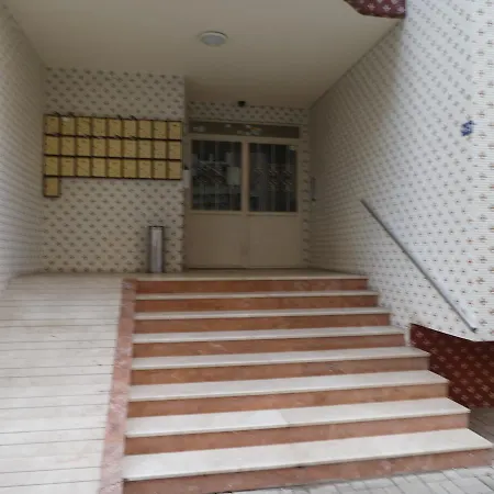 2+1 Merkeze Yakin Havuzlu Daire Apartamento