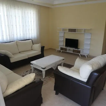 2+1 Merkeze Yakin Havuzlu Daire Apartamento *