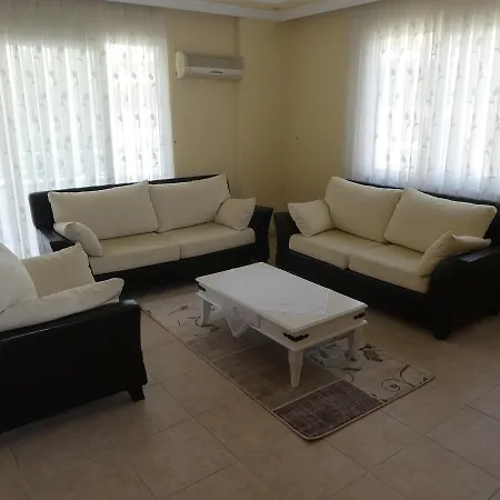 2+1 Merkeze Yakin Havuzlu Daire Appartamento *